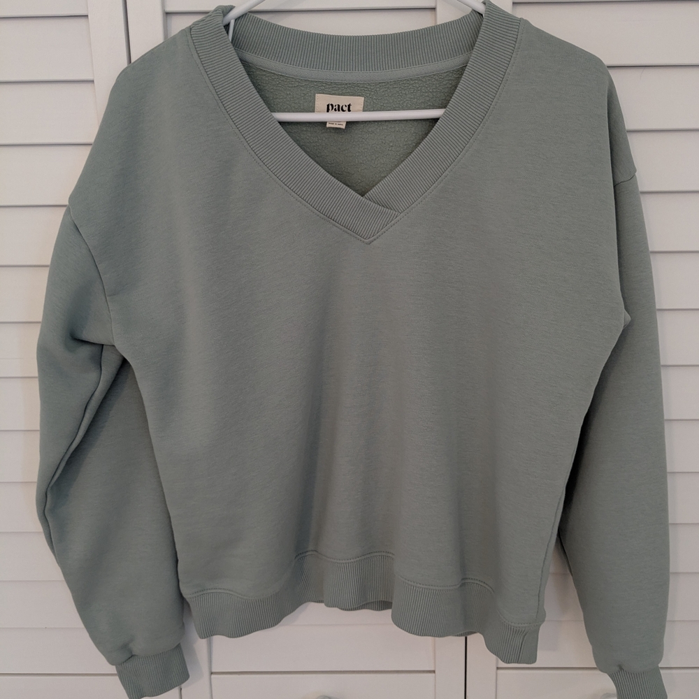 Pact Organic Courtside V-Neck Sweater Relaxed Fit